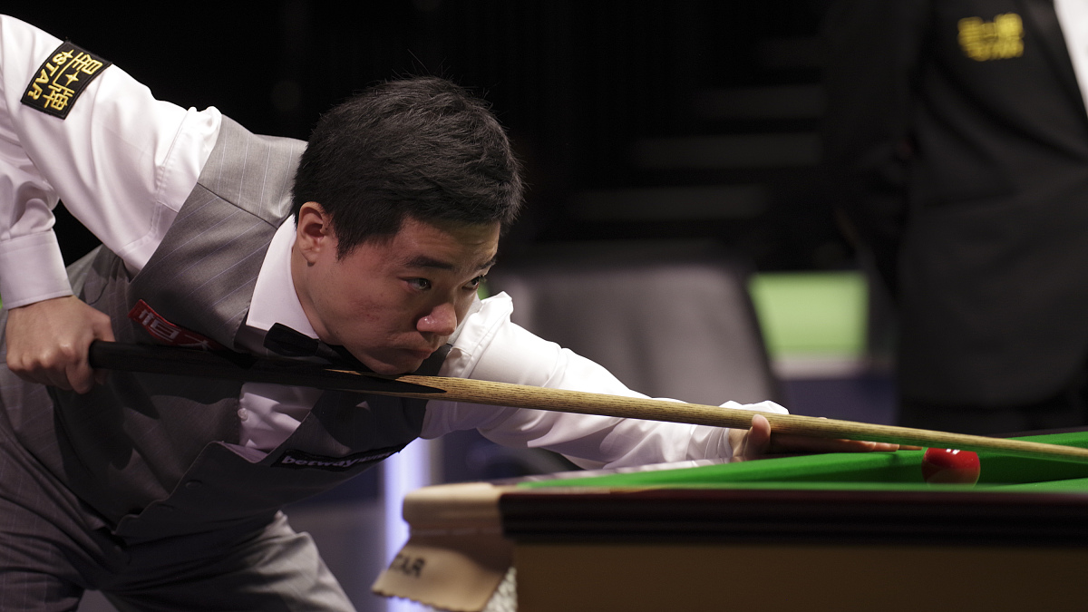 关于独行侠观众热烈欢呼!,穆雷迎来二十赛季出色发挥观众掌声雷动的信息