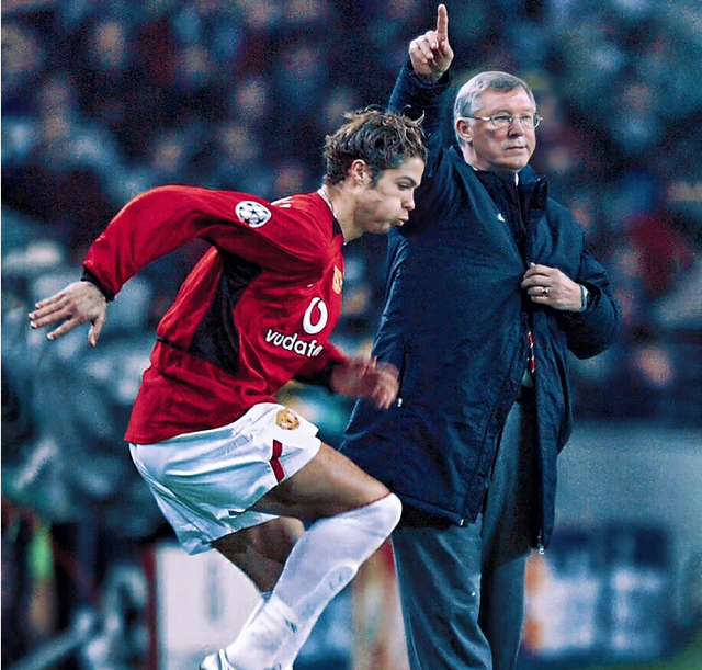 C罗赛点兑现，迈阿密热火淘汰曼联晋级四强，主帅激动落泪(为什么夜店叫迈阿密)